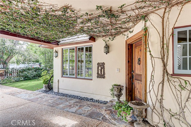 2917 N Poinsettia Avenue, Manhattan Beach CA: https://media.crmls.org/medias/0f6f3bc4-ab54-4cf2-9c07-e8dd04e90ec6.jpg