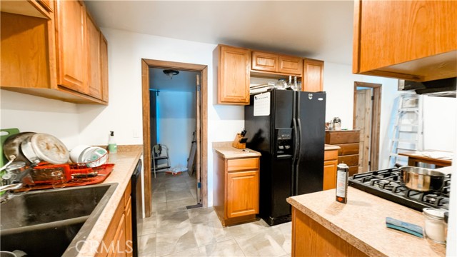 Detail Gallery Image 15 of 41 For 1605 Malabar, Big Bear City,  CA 92314 - 3 Beds | 2 Baths