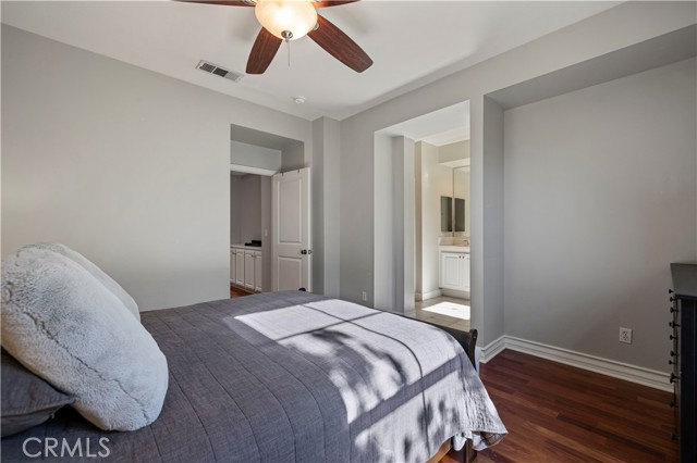 23402 Brookdale Lane, Valencia CA: https://media.crmls.org/medias/0f717e3c-2710-4531-8f29-f2628d89678c.jpg