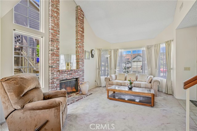 1426 Crestview Drive, Oceanside CA: https://media.crmls.org/medias/0f72c066-7368-40a8-8299-938705f8d019.jpg