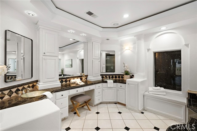 Detail Gallery Image 32 of 49 For 2 Dellwood, Rancho Santa Margarita,  CA 92679 - 4 Beds | 3/1 Baths