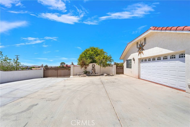 Detail Gallery Image 58 of 64 For 16158 Rimrock Rd, Apple Valley,  CA 92307 - 4 Beds | 2/1 Baths