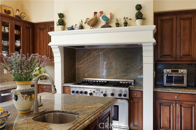 Detail Gallery Image 24 of 72 For 35 Calle Careyes, San Clemente,  CA 92673 - 6 Beds | 5/2 Baths