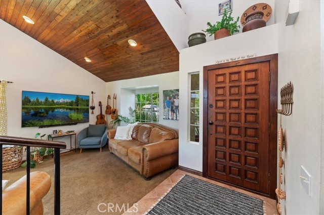11928 Vista De Cerros Drive, Moreno Valley CA: https://media.crmls.org/medias/0f754d24-83eb-4192-bce4-9477184ba367.jpg