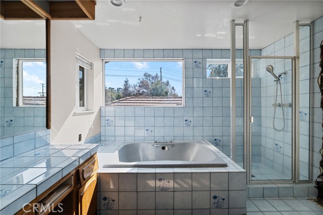 Detail Gallery Image 20 of 46 For 31144 5th Ave, Redlands,  CA 92374 - 4 Beds | 4/1 Baths