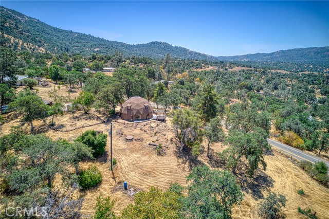 28944 Tollhouse Road, Tollhouse CA: https://media.crmls.org/medias/0f75a895-6cce-41a2-b6b4-fa355258440a.jpg