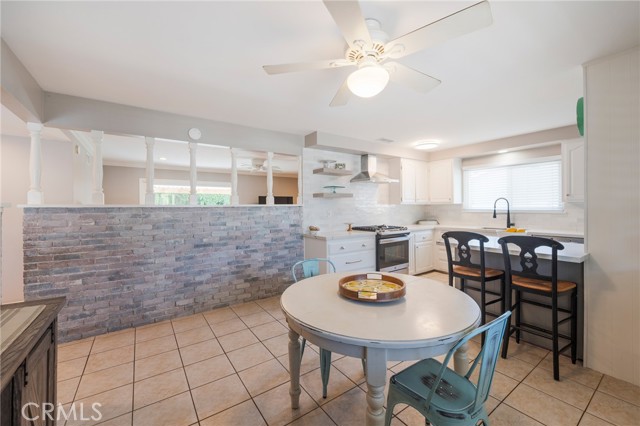 Detail Gallery Image 8 of 39 For 2436 E Tryon, Anaheim,  CA 92806 - 3 Beds | 2 Baths