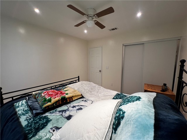 41060 158th E Street, Lake Los Angeles CA: https://media.crmls.org/medias/0f768968-c06f-4203-a361-acbc567977ef.jpg