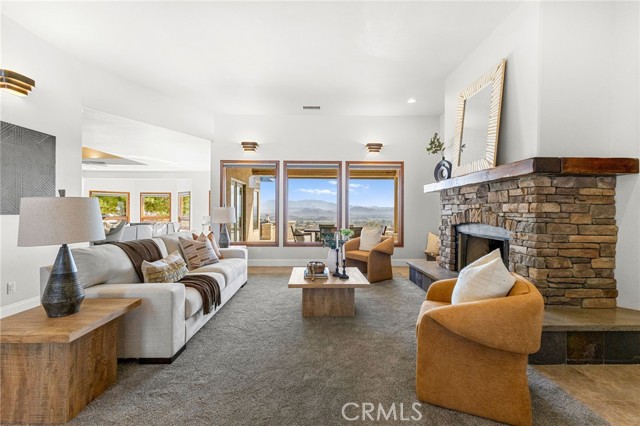 Detail Gallery Image 4 of 36 For 25340 Waldon Rd, Menifee,  CA 92584 - 4 Beds | 2/1 Baths