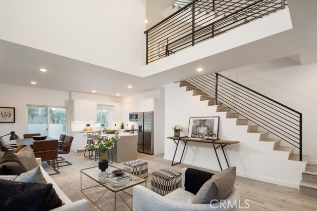 846 N Alta Vista Boulevard, Los Angeles CA: https://media.crmls.org/medias/0f79eb6a-7dc5-4e9b-a938-b2c1d29431c7.jpg