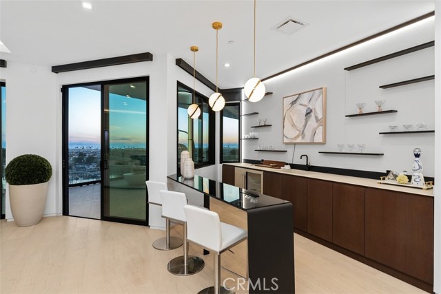 Detail Gallery Image 39 of 58 For 1207 Dolphin Ter, Corona Del Mar,  CA 92625 - 6 Beds | 6/2 Baths