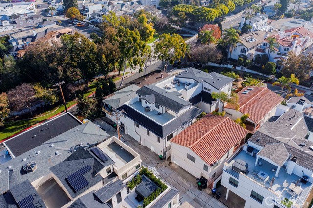 Detail Gallery Image 45 of 47 For 319 1/2 Jasmine, Corona Del Mar,  CA 92625 - 3 Beds | 3/1 Baths