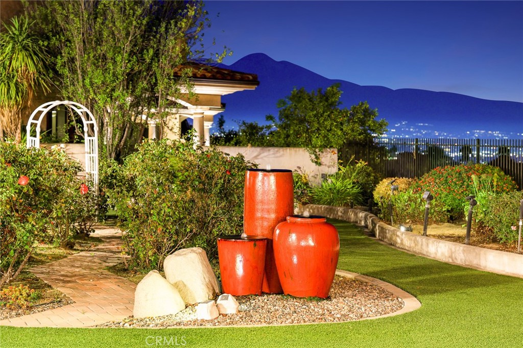 MLS #WS25257279 image #50