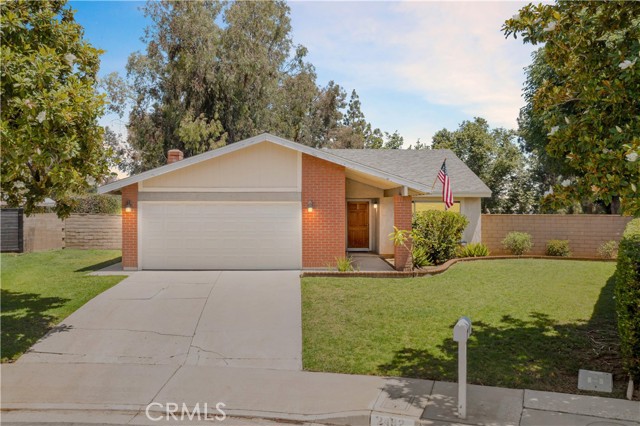 2432 Emerson Circle, Corona, CA 92882