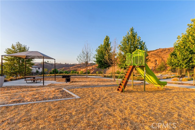 Detail Gallery Image 65 of 73 For 11565 Dovecoat Way, Corona,  CA 92883 - 3 Beds | 2/1 Baths