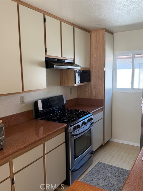 Detail Gallery Image 16 of 36 For 24202 Sylvan Glen #G,  Diamond Bar,  CA 91765 - 2 Beds | 2 Baths