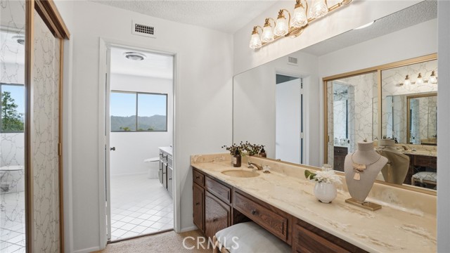 Detail Gallery Image 25 of 47 For 1340 Daily Circle, Glendale,  CA 91208 - 4 Beds | 3 Baths