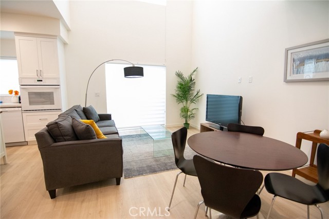 Detail Gallery Image 48 of 53 For 1187 Crenshaw Bld #102,  Los Angeles,  CA 90019 - 2 Beds | 3 Baths