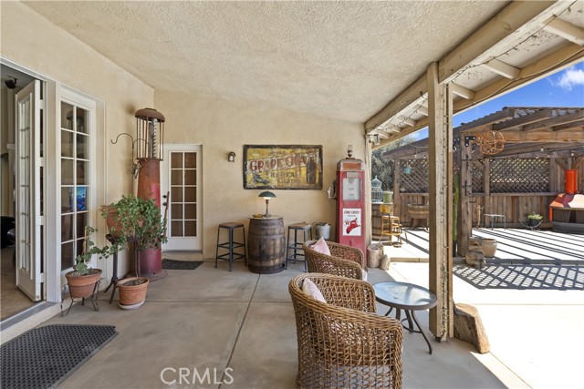 8328 Chateau Road, Phelan CA: https://media.crmls.org/medias/0f7e226c-bcdc-414d-b1c8-09212b04f9e7.jpg