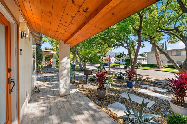 Detail Gallery Image 6 of 64 For 261 N Oak, Pasadena,  CA 91107 - 4 Beds | 3 Baths