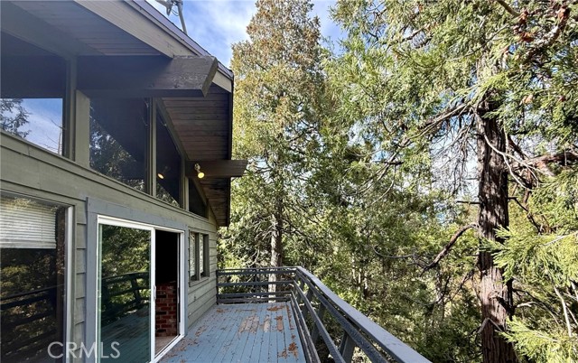 Detail Gallery Image 9 of 13 For 24682 Valle Dr, Crestline,  CA 92325 - 3 Beds | 2 Baths