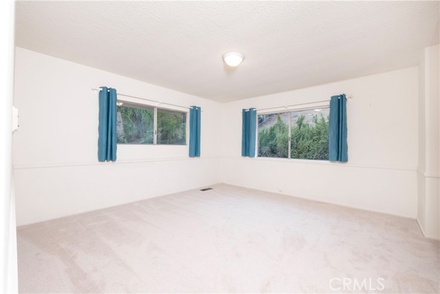 Detail Gallery Image 20 of 32 For 4227 Miramonte Pl, Riverside,  CA 92501 - 3 Beds | 2/1 Baths