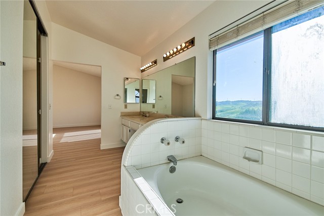 Detail Gallery Image 21 of 31 For 24352 Rimford Pl, Diamond Bar,  CA 91765 - 4 Beds | 3 Baths