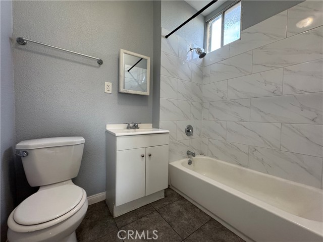 252 S 7th, Montebello CA: https://media.crmls.org/medias/0f80b41d-b961-4c94-b3a0-a624143c2672.jpg