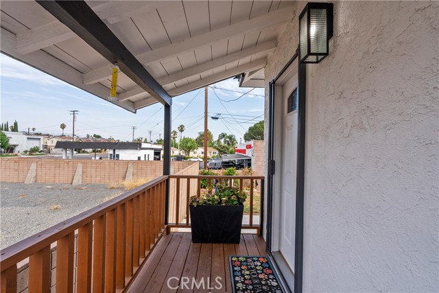 766 Harding Ave, San Fernando CA: https://media.crmls.org/medias/0f810455-a935-4c0d-b24c-34bf569e0efa.jpg