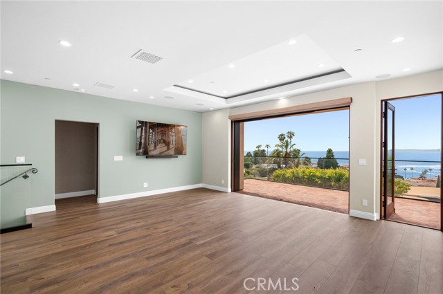 374 Ledroit Street, Laguna Beach CA: https://media.crmls.org/medias/0f81d0d0-846e-414e-ab80-e427f8922a04.jpg