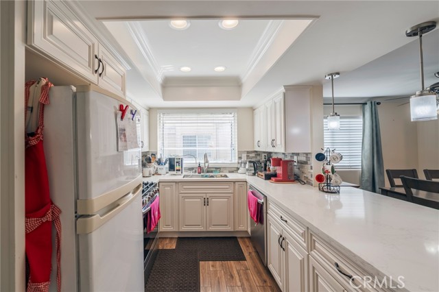 Detail Gallery Image 10 of 28 For 13959 Arthur Ave #1,  Paramount,  CA 90723 - 3 Beds | 2/1 Baths