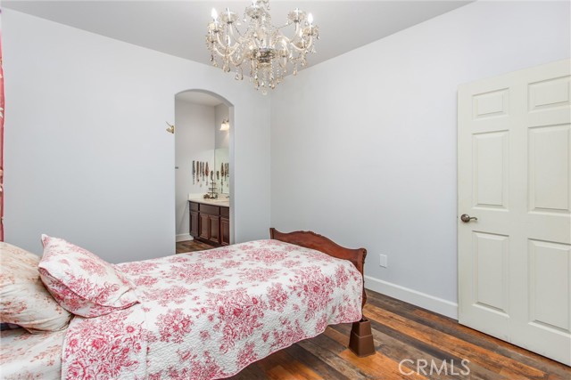 16873 Valley Spring Drive, Riverside CA: https://media.crmls.org/medias/0f820b55-5748-4800-9861-fbfa87fe059c.jpg