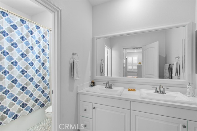 13681 CONSTANCE Avenue, Riverside CA: https://media.crmls.org/medias/0f82adc3-e9fc-463a-8722-3caf7a63eba5.jpg