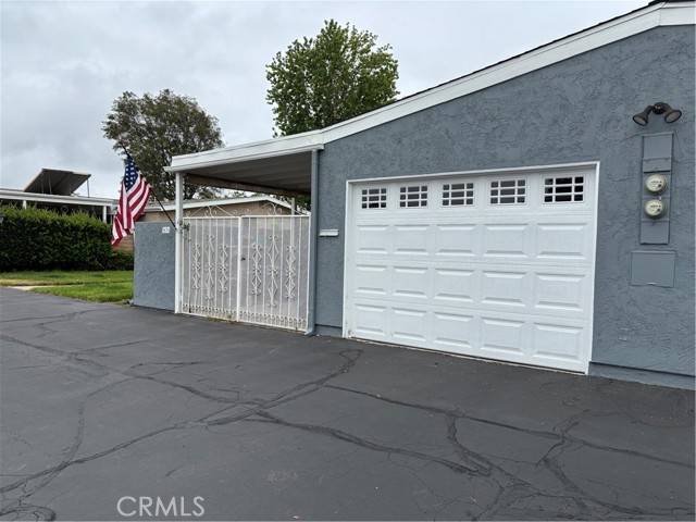 3676 Bartlett Ave., Oceanside CA: https://media.crmls.org/medias/0f82fc2d-f539-499f-843b-1665fdce8971.jpg