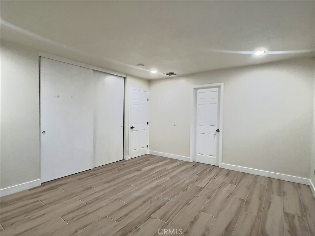 https://media.crmls.org/medias/0f83f1c3-b1fe-45a1-b888-a36dd90f3d57.jpg?preset=X-Large