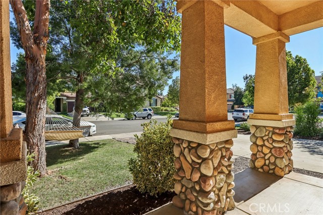 Detail Gallery Image 3 of 39 For 31675 Brisa Ct, Murrieta,  CA 92563 - 5 Beds | 3 Baths