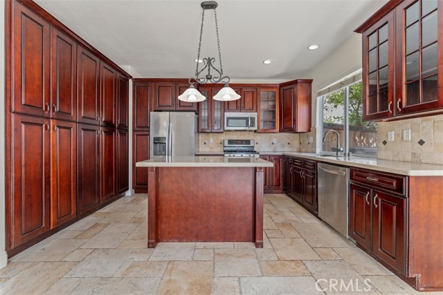 Detail Gallery Image 5 of 17 For 5 Ambrose, Aliso Viejo,  CA 92656 - 4 Beds | 2/1 Baths