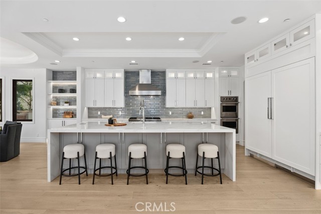 2 Gallery Place, Newport Coast CA: https://media.crmls.org/medias/0f85486b-db7c-4ae4-a336-d3b8a1edf176.jpg
