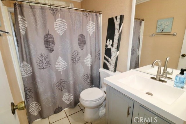 12623 Lake Frost Way, La Mirada CA: https://media.crmls.org/medias/0f85c416-1982-4b1b-a022-b3879d5538e3.jpg