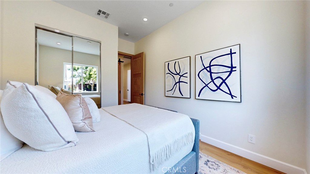 0F865Fe7 4E86 4Ab4 92B7 4Ef9Fab77Dc6 421 N Catalina Street, Burbank, Ca 91505 &Lt;Span Style='BackgroundColor:transparent;Padding:0Px;'&Gt; &Lt;Small&Gt; &Lt;I&Gt; &Lt;/I&Gt; &Lt;/Small&Gt;&Lt;/Span&Gt;