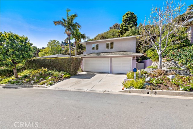 1250 Starlit Dr, Laguna Beach, CA 92651