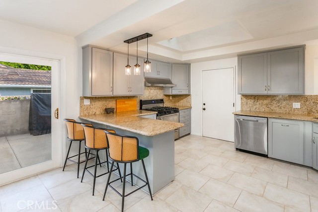 8398 Shoup Avenue, West Hills CA: https://media.crmls.org/medias/0f8788a7-c24b-47b9-b3f2-06f5b1bc1038.jpg