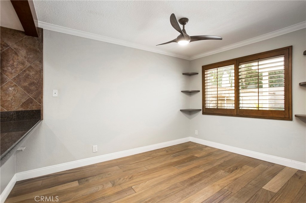 MLS #OC25247447 image #8