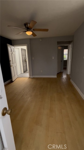 1036 S Normandie Avenue, Los Angeles CA: https://media.crmls.org/medias/0f8b7c9d-1242-4bc4-87bd-2e366bd5e4e8.jpg