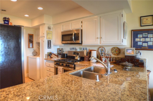 146 Avenida Baja, San Clemente CA: https://media.crmls.org/medias/0f8ba530-b73b-4e61-beb1-35097d66de1a.jpg
