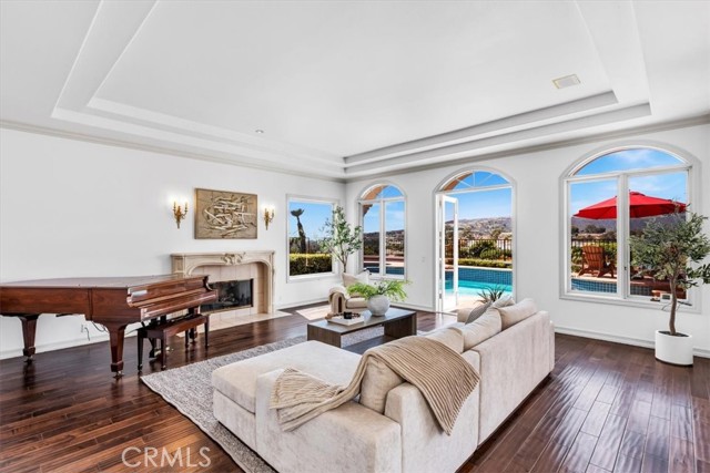 5 Marbella, Dana Point CA: https://media.crmls.org/medias/0f8bec6e-73e8-4270-92d7-27a59853c924.jpg