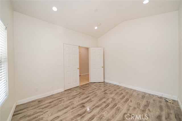 7404 Marshall Court, Highland CA: https://media.crmls.org/medias/0f8c846a-8caf-4efc-8ee5-2a2110ca118a.jpg