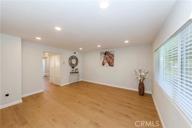 Detail Gallery Image 2 of 18 For 918 Huntington Dr #O,  Duarte,  CA 91010 - 2 Beds | 2 Baths