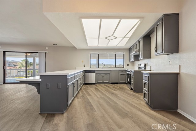 Detail Gallery Image 15 of 73 For 29611 Bonanza, Canyon Lake,  CA 92587 - 5 Beds | 4 Baths