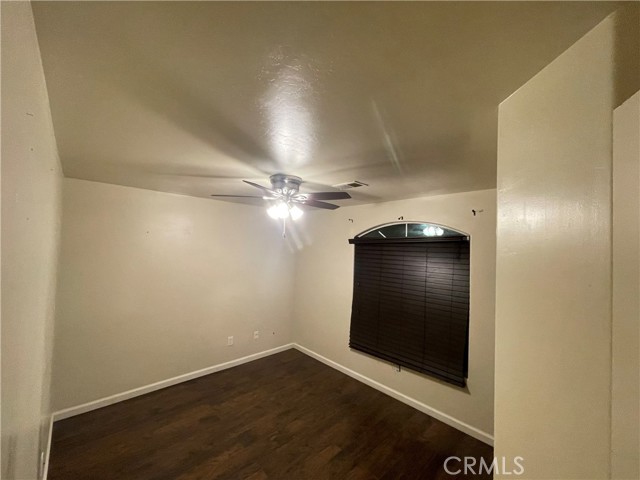8931 Moose Creek Court, Bakersfield CA: https://media.crmls.org/medias/0f8e6246-a109-412f-871e-b3d9c791a9ff.jpg